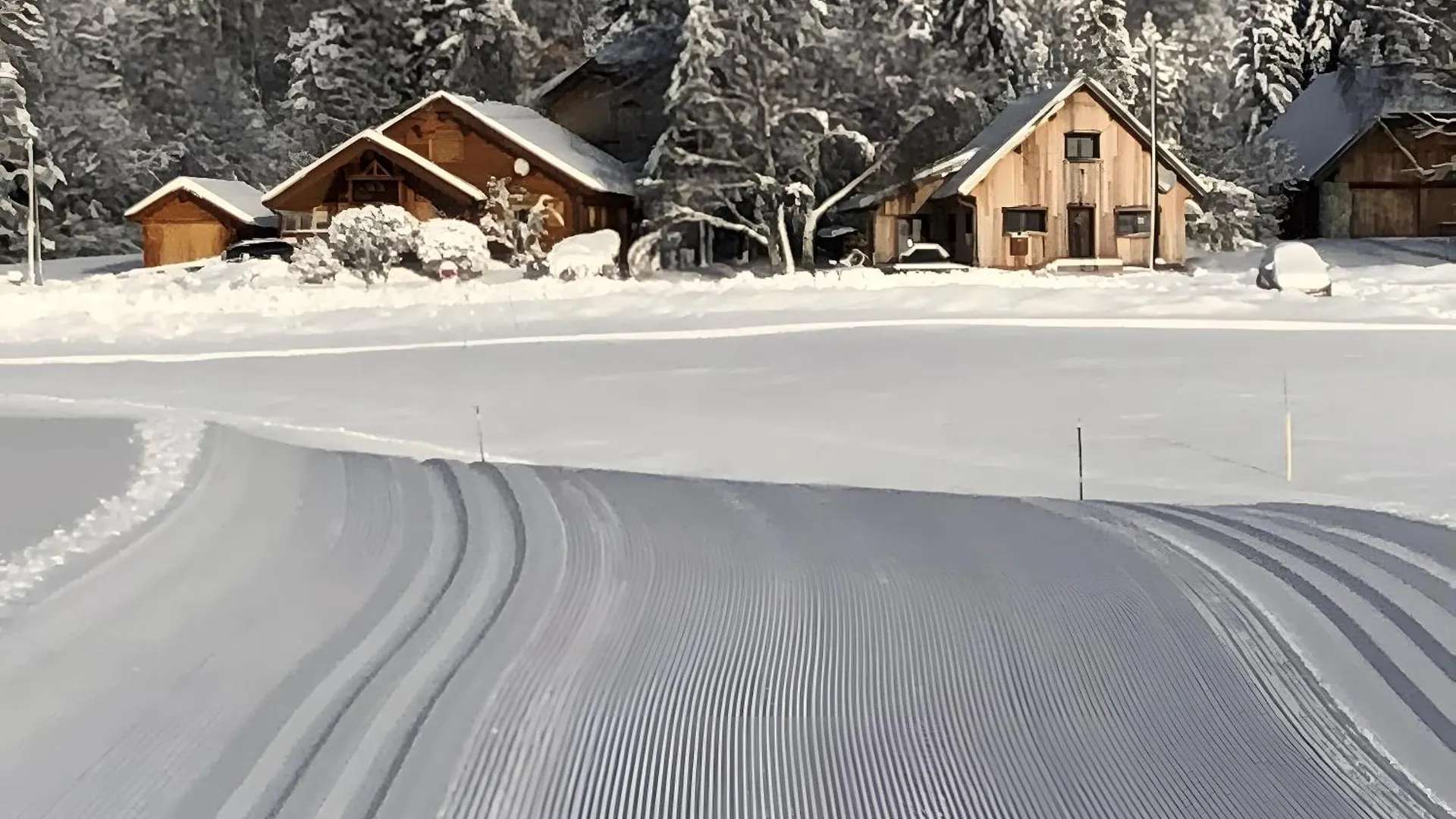 Chalet La Marmotte Les Deserts  France